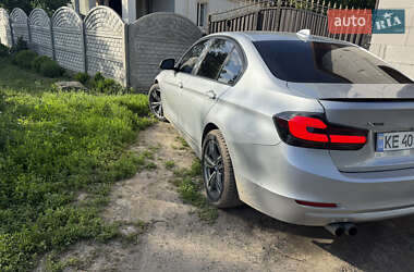 Седан BMW 3 Series 2013 в 