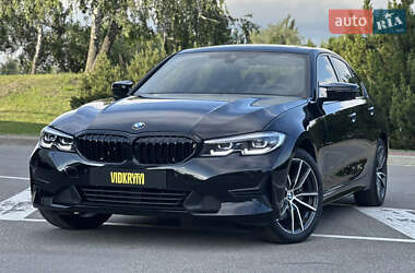 Седан BMW 3 Series 2019 в Киеве