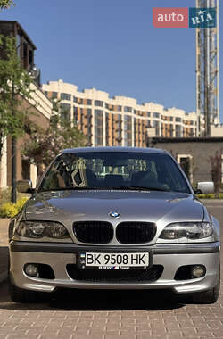 Седан BMW 3 Series 2004 в Києві