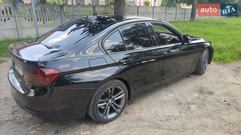 Седан BMW 3 Series 2014 в Умани