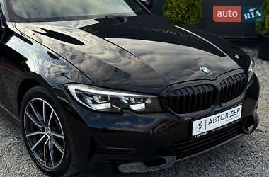 Седан BMW 3 Series 2019 в 