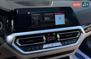 Седан BMW 3 Series 2019 в 