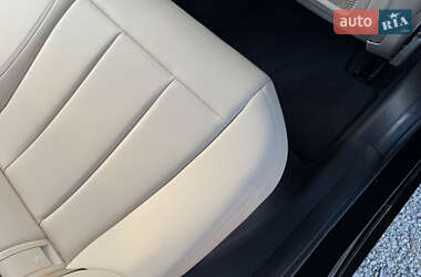 Седан BMW 3 Series 2019 в 