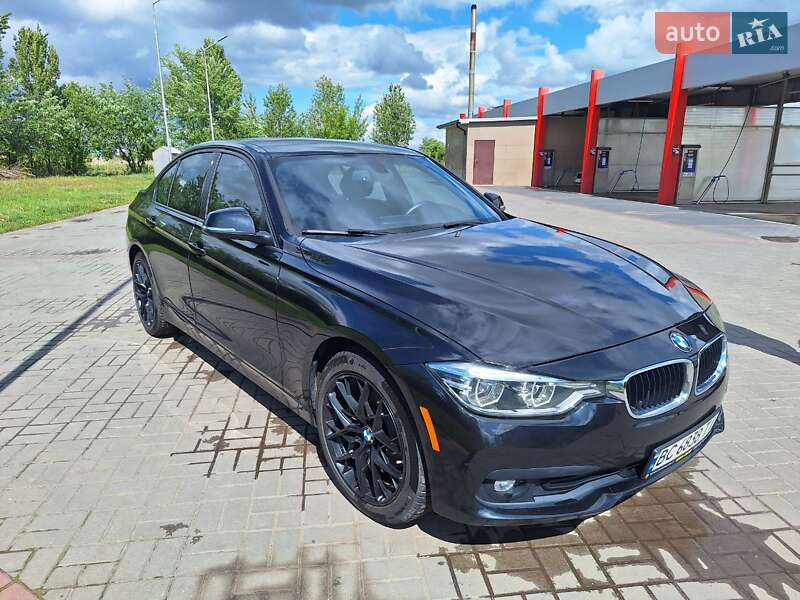 Седан BMW 3 Series 2016 в Нововолынске