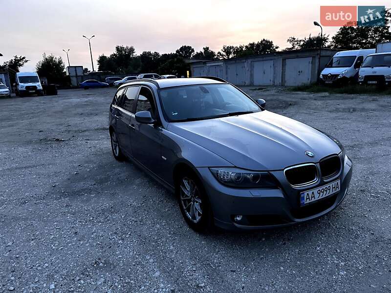 Универсал BMW 3 Series 2011 в Киеве