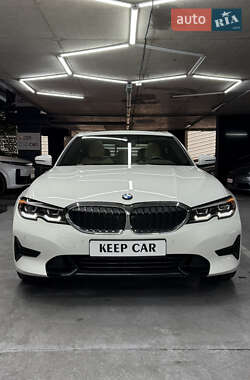 Седан BMW 3 Series 2021 в 