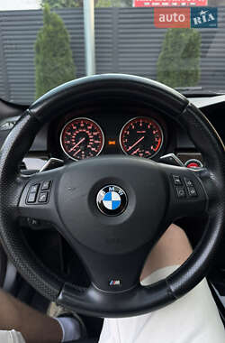 Купе BMW 3 Series 2011 в 