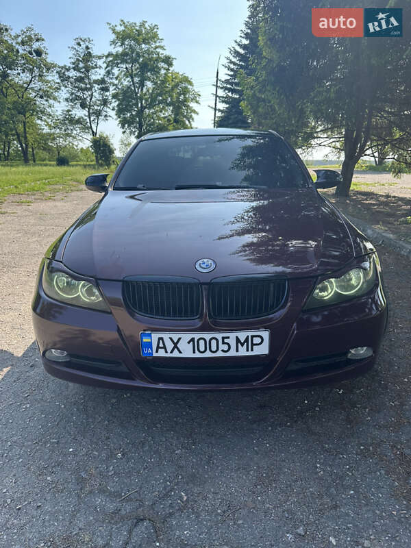 Седан BMW 3 Series 2008 в Чугуеве