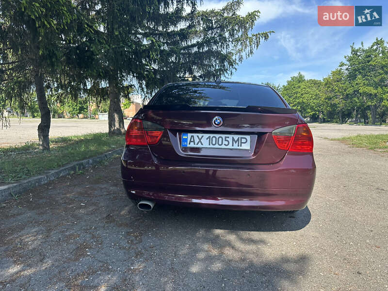 Седан BMW 3 Series 2008 в Чугуеве