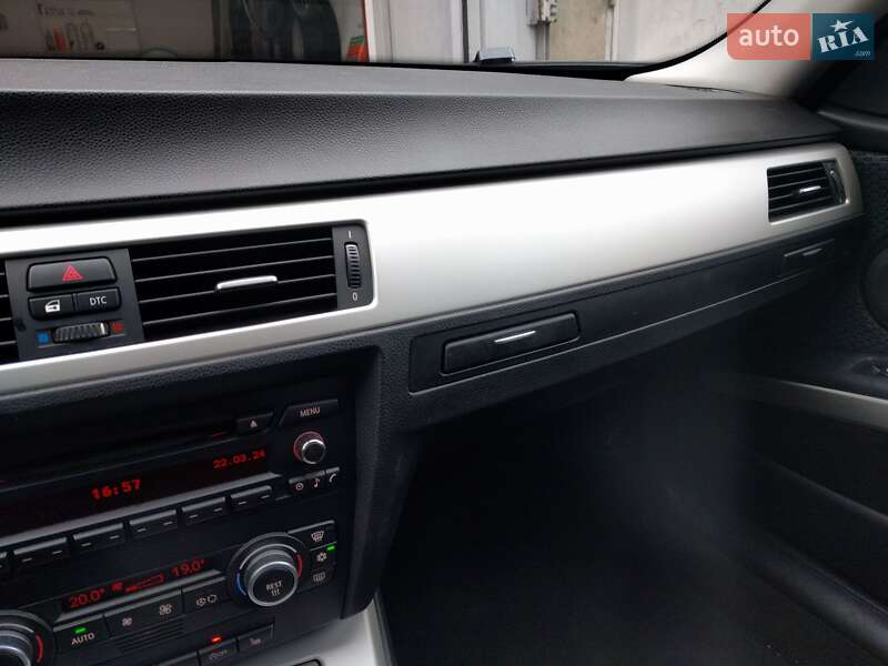 Універсал BMW 3 Series 2009 в Хмельницькому