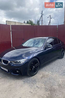 Седан BMW 3 Series 2012 в Староконстантинове