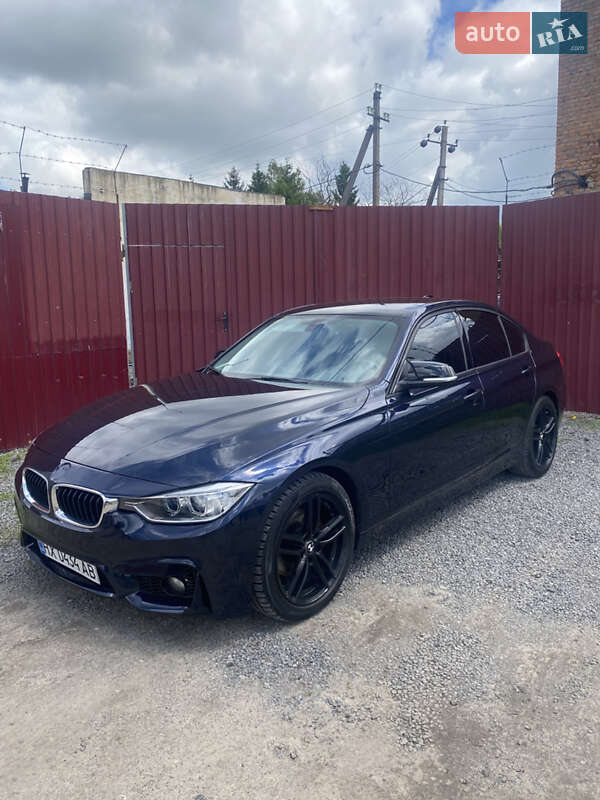 BMW 3 Series 2012
