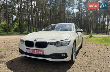 Седан BMW 3 Series 2017 в Житомирі