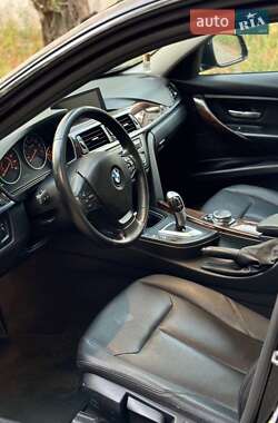 Седан BMW 3 Series 2015 в 