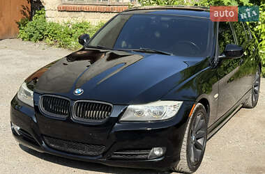Седан BMW 3 Series 2010 в Тернополі