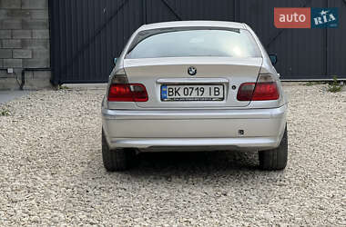Седан BMW 3 Series 2001 в 