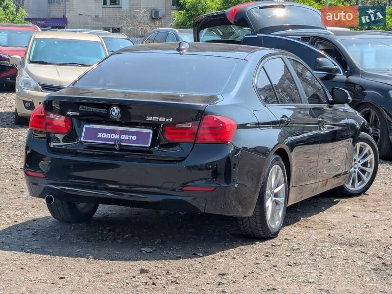 Седан BMW 3 Series 2013 в Киеве