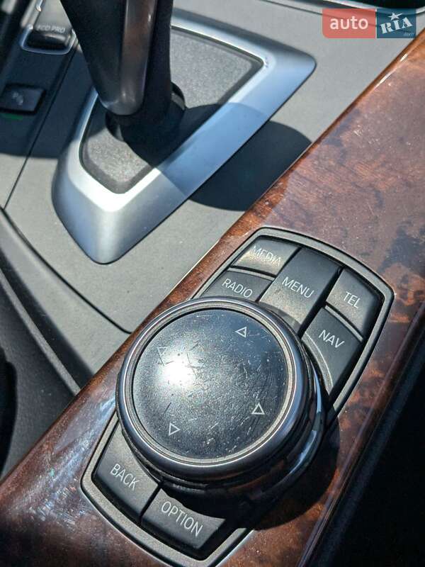 Седан BMW 3 Series 2013 в Киеве