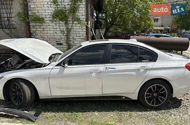 Седан BMW 3 Series 2015 в 