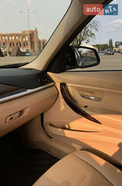 Седан BMW 3 Series 2013 в 