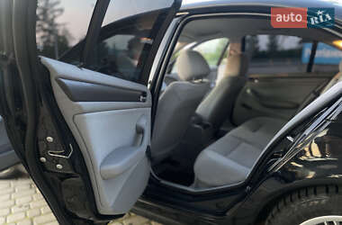 Седан BMW 3 Series 2001 в 