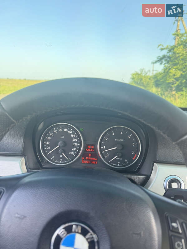 Седан BMW 3 Series 2006 в Одессе