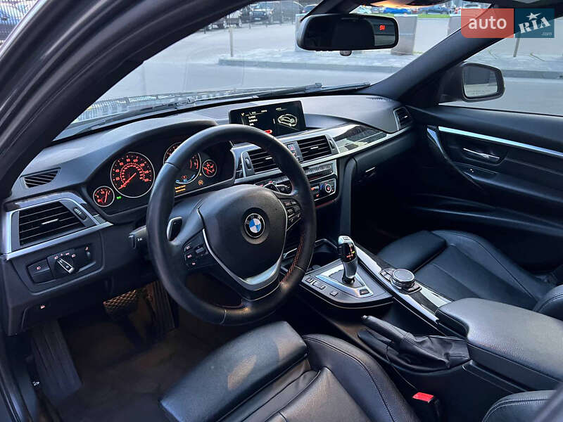 Седан BMW 3 Series 2016 в Києві