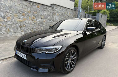 Седан BMW 3 Series 2019 в Киеве
