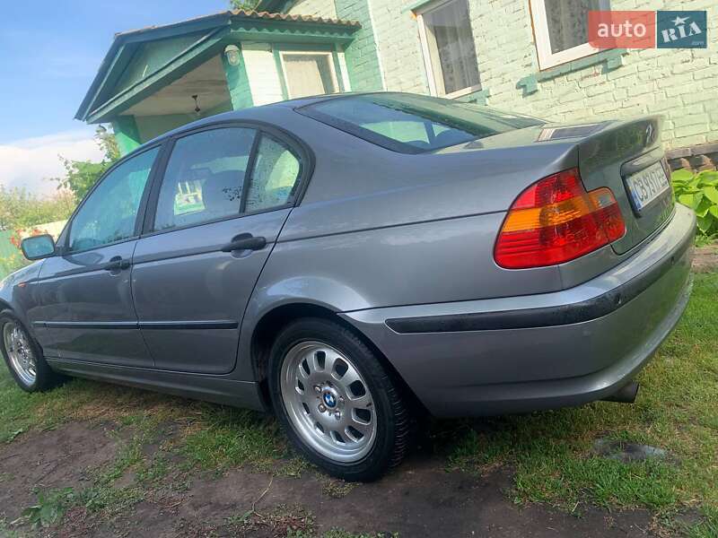 Седан BMW 3 Series 2004 в Прилуках