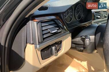 Седан BMW 3 Series 2012 в 