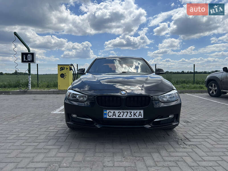 Седан BMW 3 Series 2012 в Золотоноше фото 7 Седан BMW 3 Series 2012 в Золотоноше