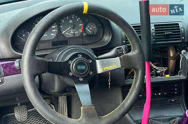 Купе BMW 3 Series 2002 в 