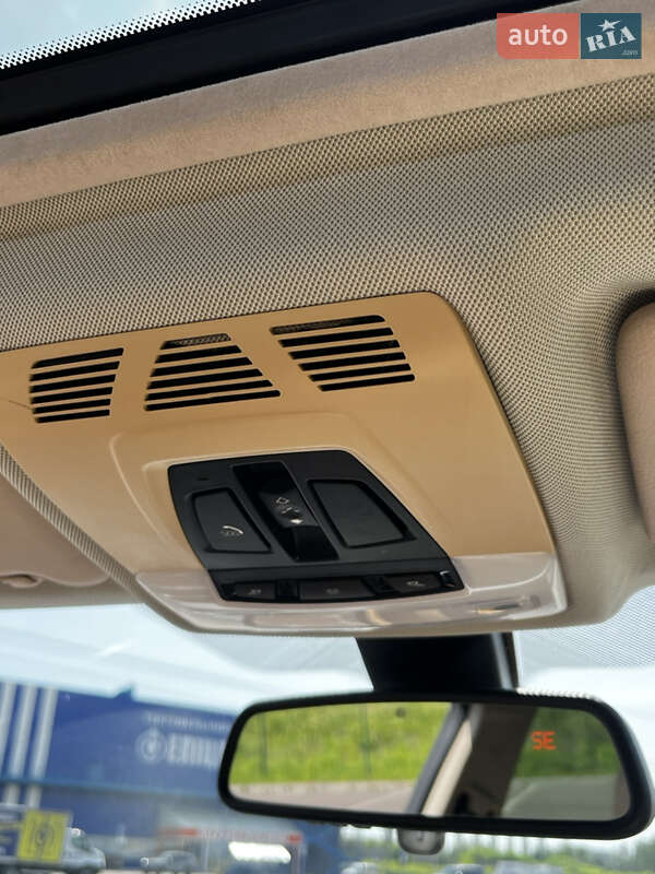 Седан BMW 3 Series 2013 в Ровно