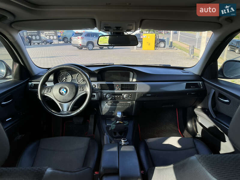 Седан BMW 3 Series 2010 в Черновцах фото 7 Седан BMW 3 Series 2010 в Черновцах