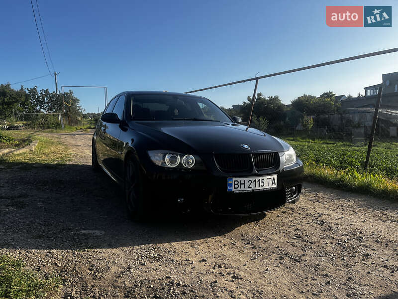 Седан BMW 3 Series 2005 в 