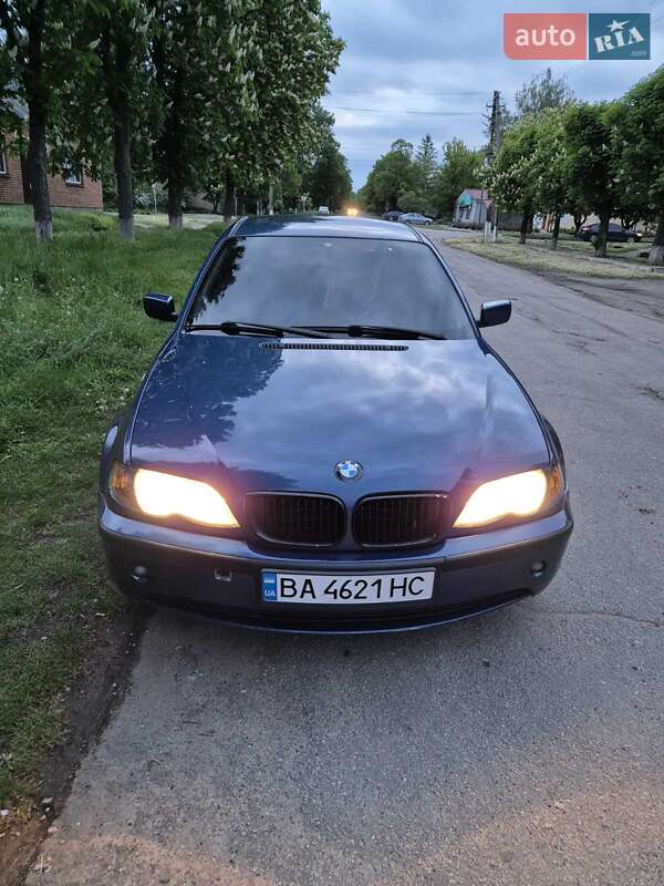 Седан BMW 3 Series 2002 в Бобринці