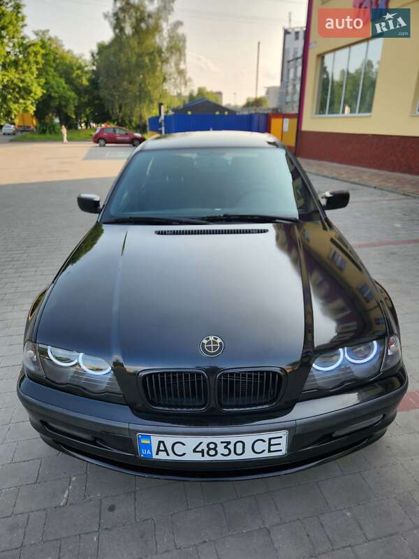 Седан BMW 3 Series 2000 в Луцке