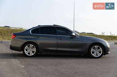 Седан BMW 3 Series 2017 в 