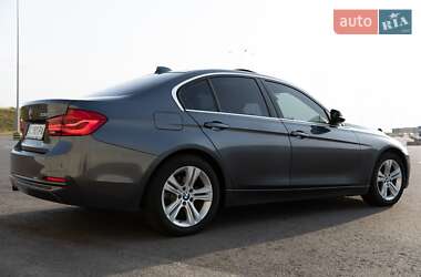 Седан BMW 3 Series 2017 в 
