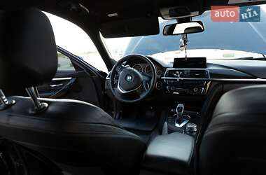 Седан BMW 3 Series 2017 в 