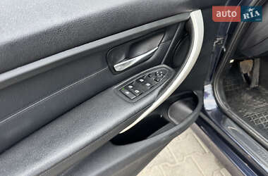 Седан BMW 3 Series 2014 в 