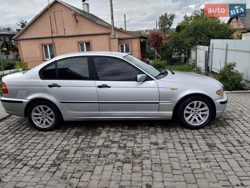 Седан BMW 3 Series 2003 в Шепетовке