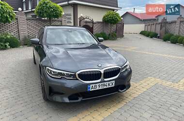 Седан BMW 3 Series 2021 в 