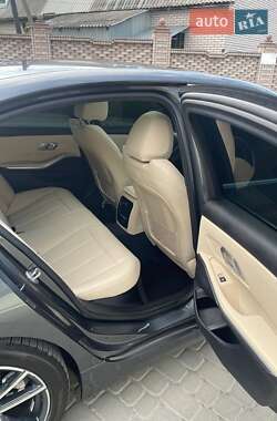 Седан BMW 3 Series 2021 в 