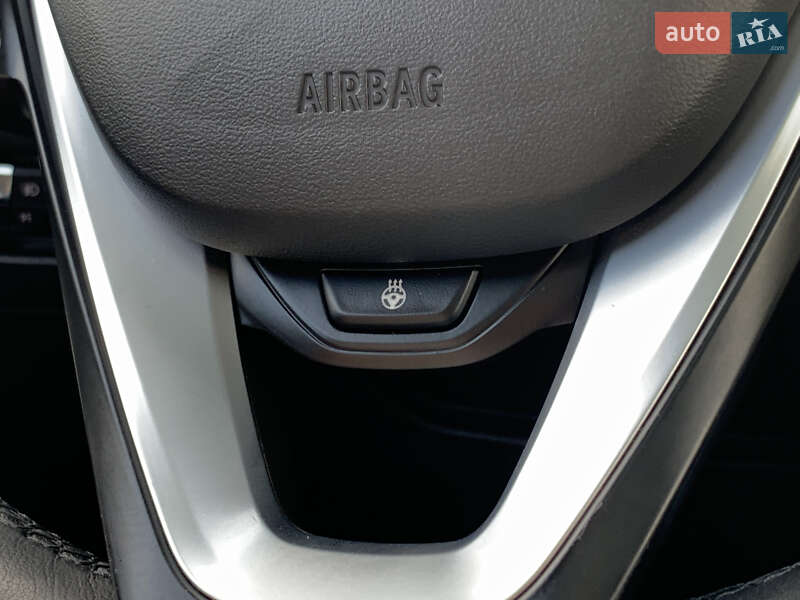 Седан BMW 3 Series 2019 в Бердичеві