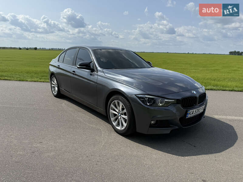 BMW 3 Series 2017