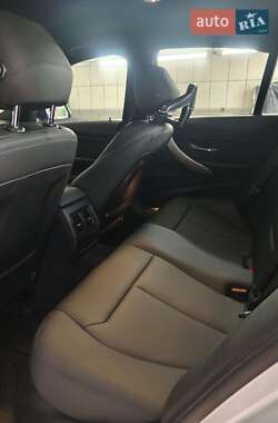 Седан BMW 3 Series 2015 в 