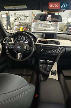 Седан BMW 3 Series 2015 в 