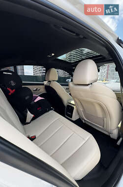 Седан BMW 3 Series 2019 в 