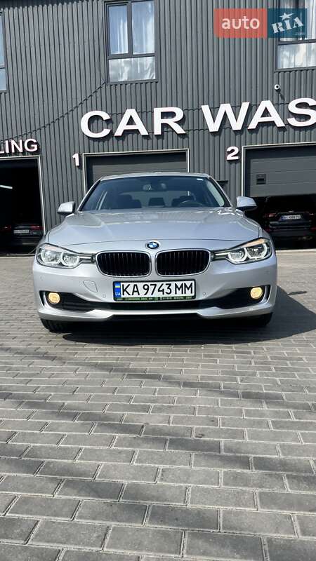 Седан BMW 3 Series 2014 в Києві фото 11 Седан BMW 3 Series 2014 в Києві